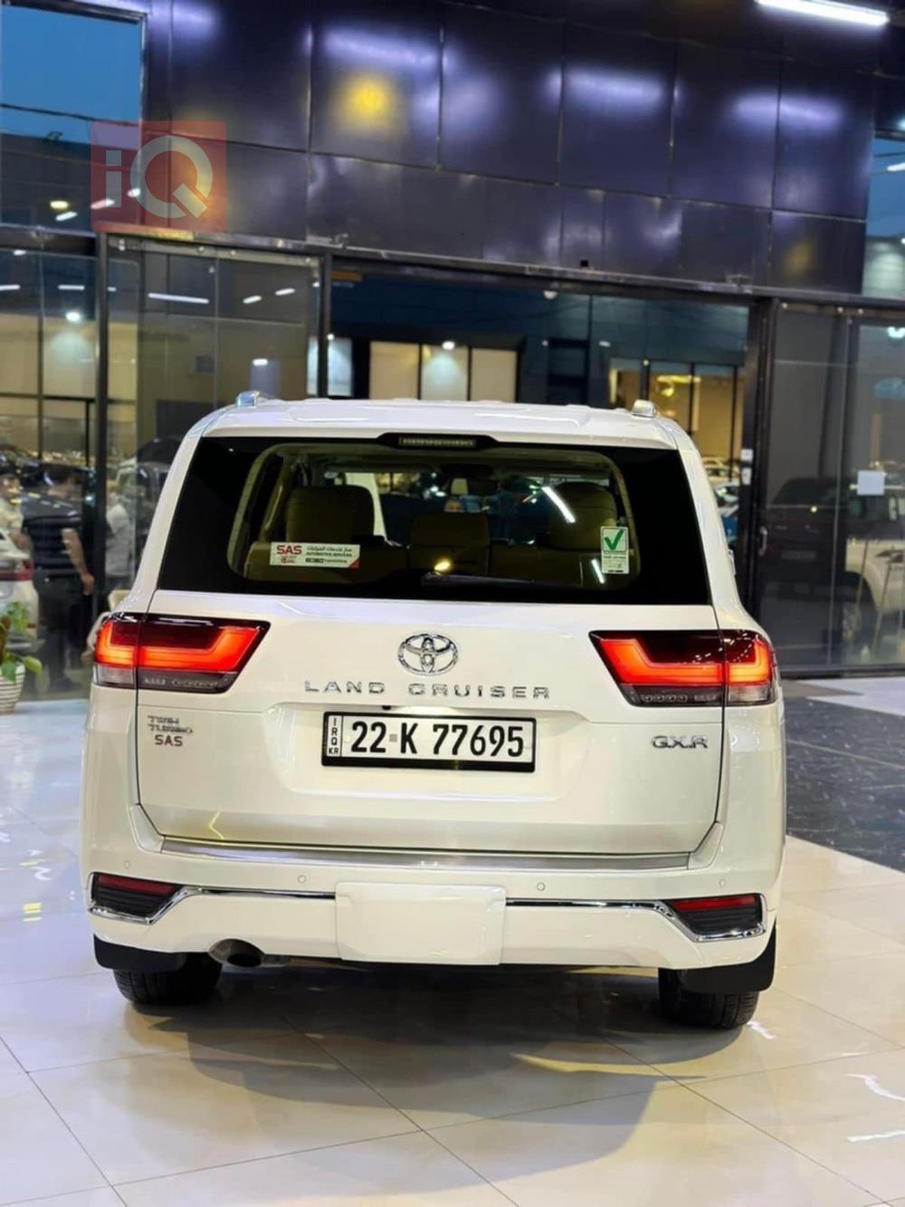 Toyota Land Cruiser